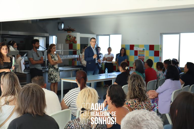 REUNIÃO COM ENCARREGADOS DE EDUCAÇÃO