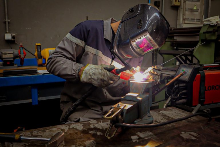 AULA PRÁTICA DE MANUTENÇÃO INDUSTRIAL – ELETROMECÂNICA